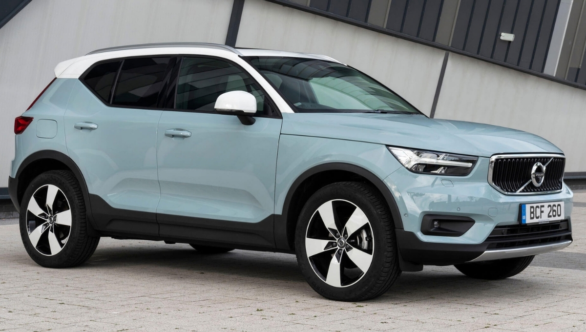 Volvo EX40